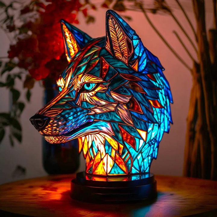 Akéla - Lamp vitraažides